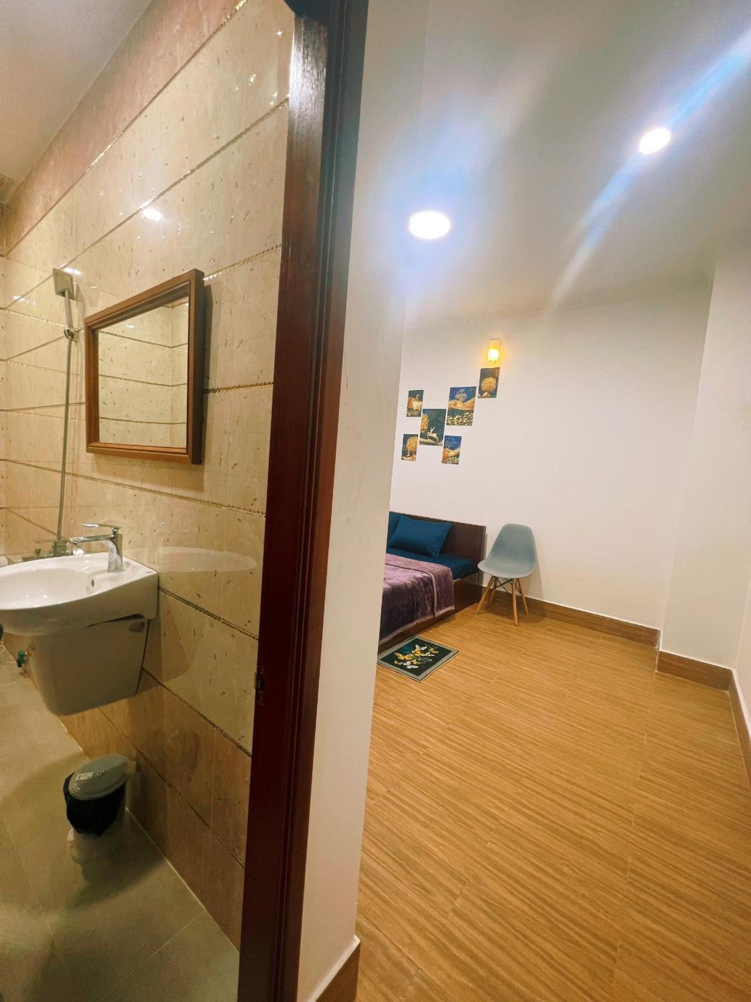 Nhan Tay Hostel Can Tho Esterno foto